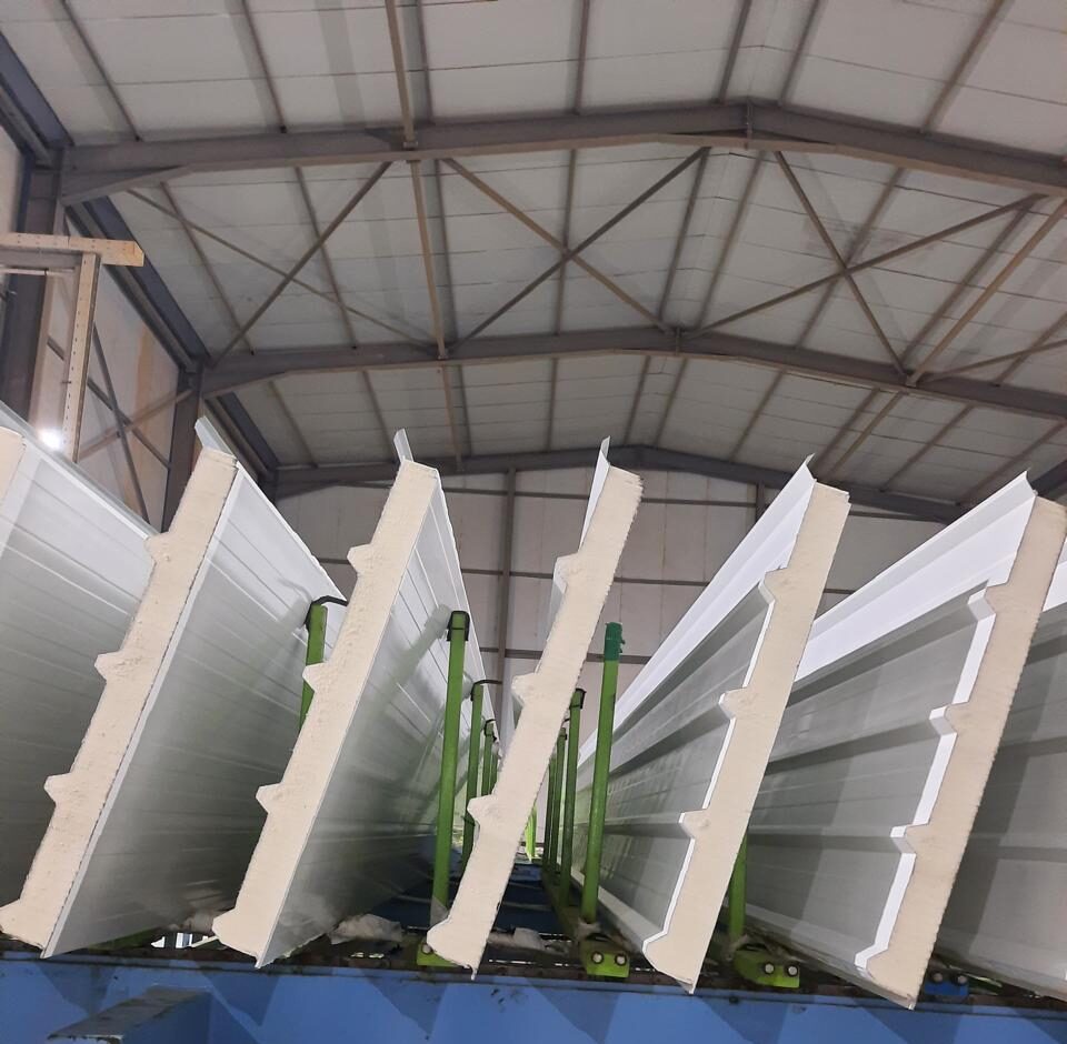 PIR & PUR Systems for Sandwich Panel Manufacturing